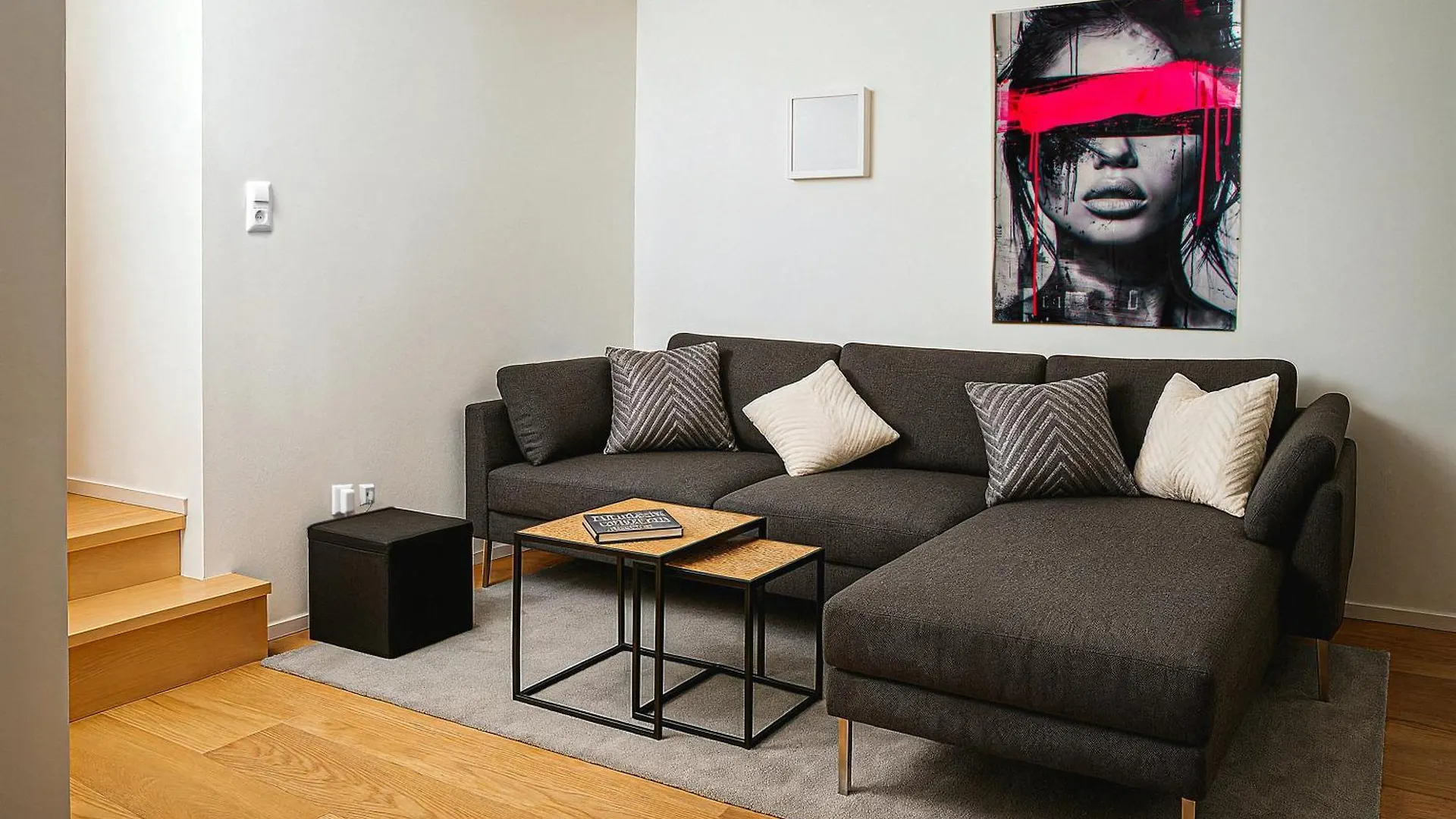 Zentral Und Modern, Komfortable Luxuswohnung, Isarnaehe Munich 0*,  Germany